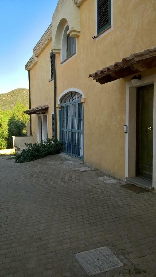 Willa La Casa Nel Borgo Chia Zewnętrze zdjęcie